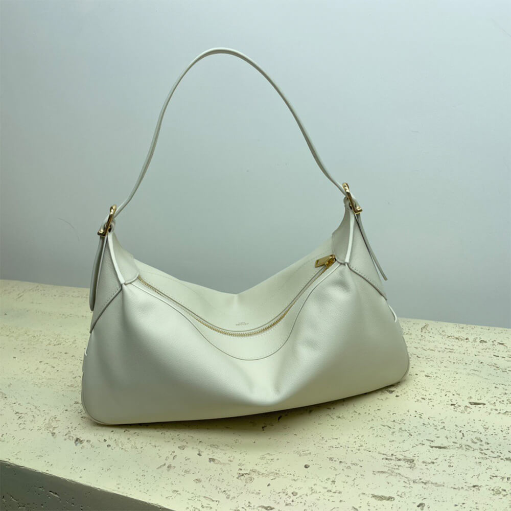 MEDIUM ROMY IN SUPPLE CALFSKIN