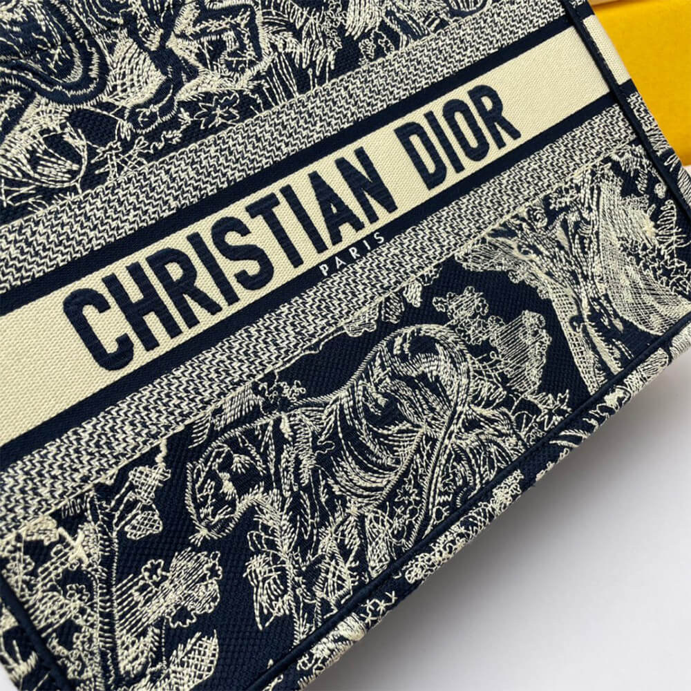 MEDIUM DIORAMOUR DIOR BOOK TOTE