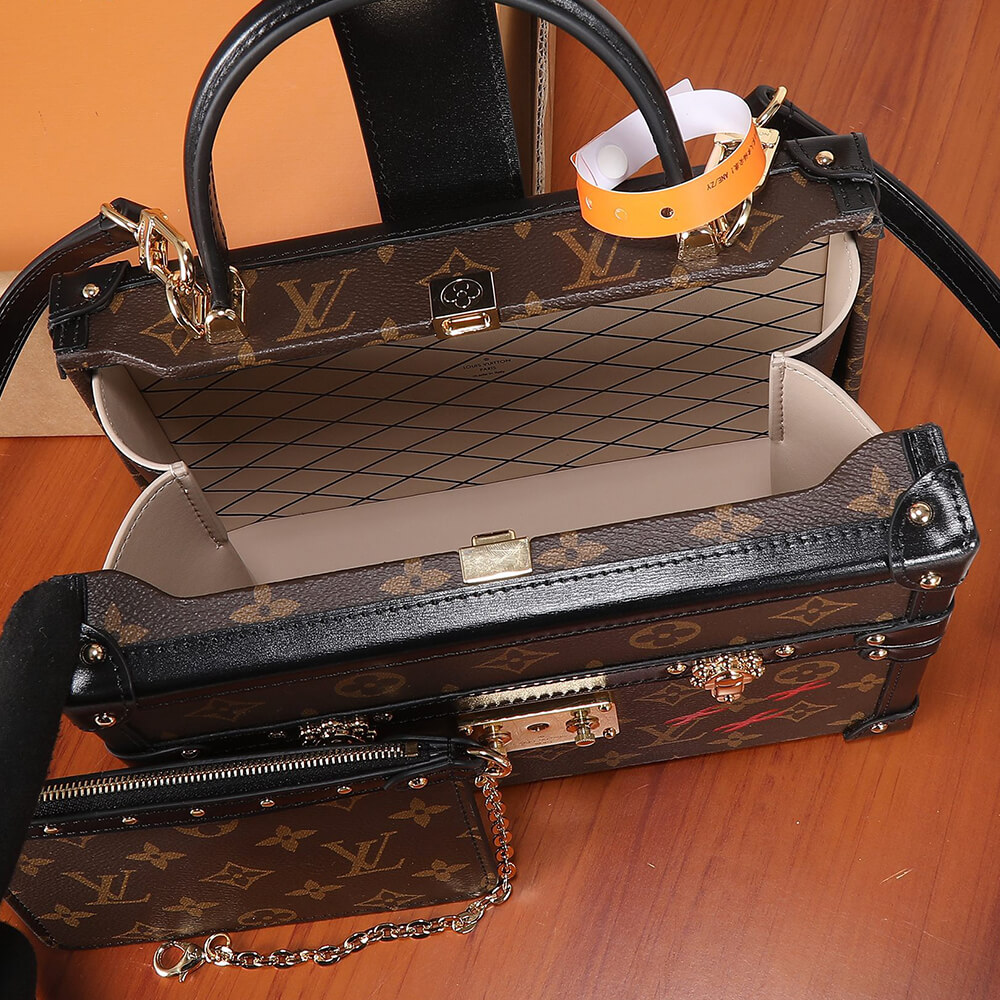 LV PETITE MALLE V
