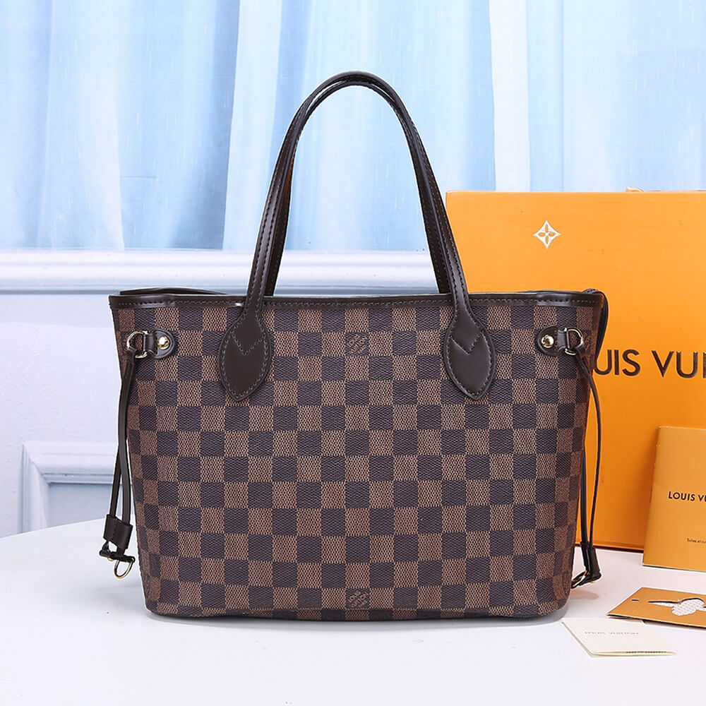 l**is V*t*n neverfull pm