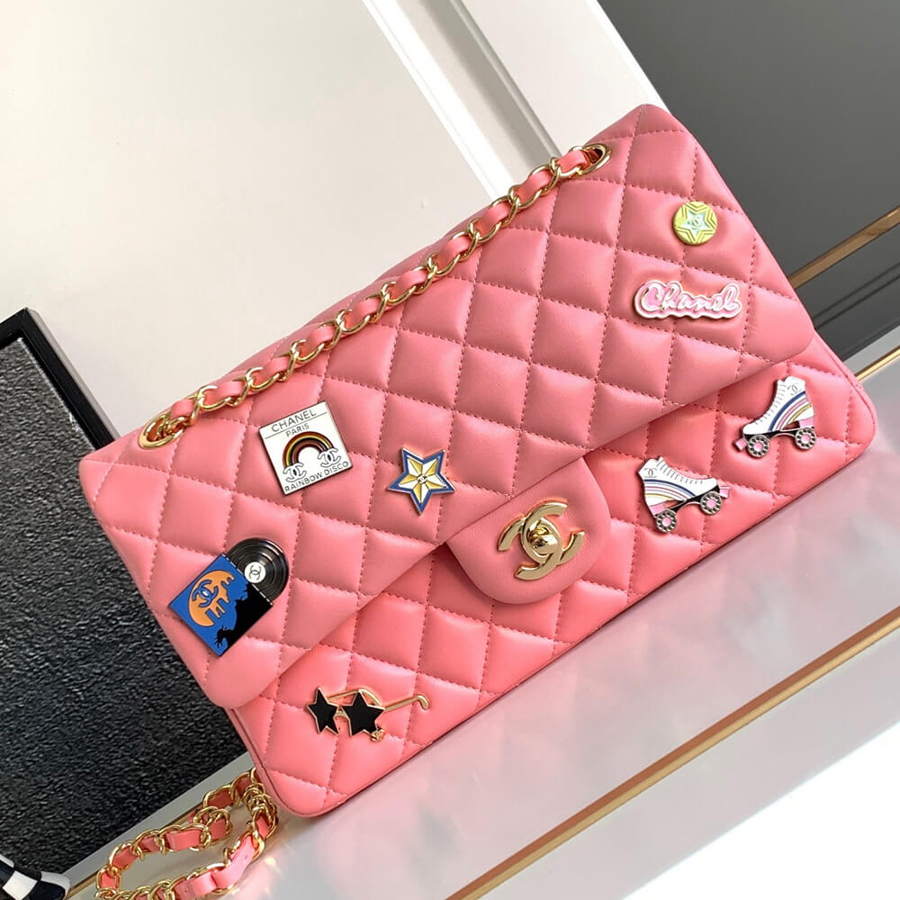 CHANEL CLASSIC FLAP MEDIUM
