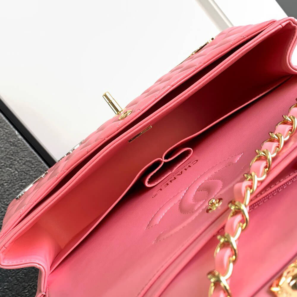 CHANEL CLASSIC FLAP MEDIUM