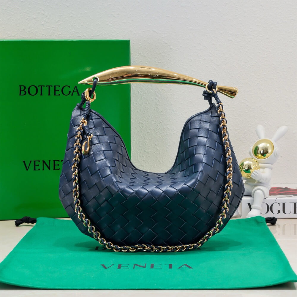 b0tte*a Ven*ta sardine with chain
