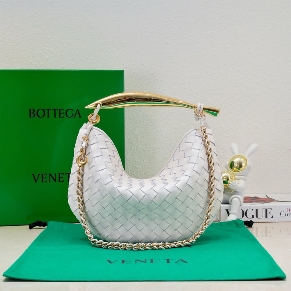 b0tte*a Ven*ta sardine with chain