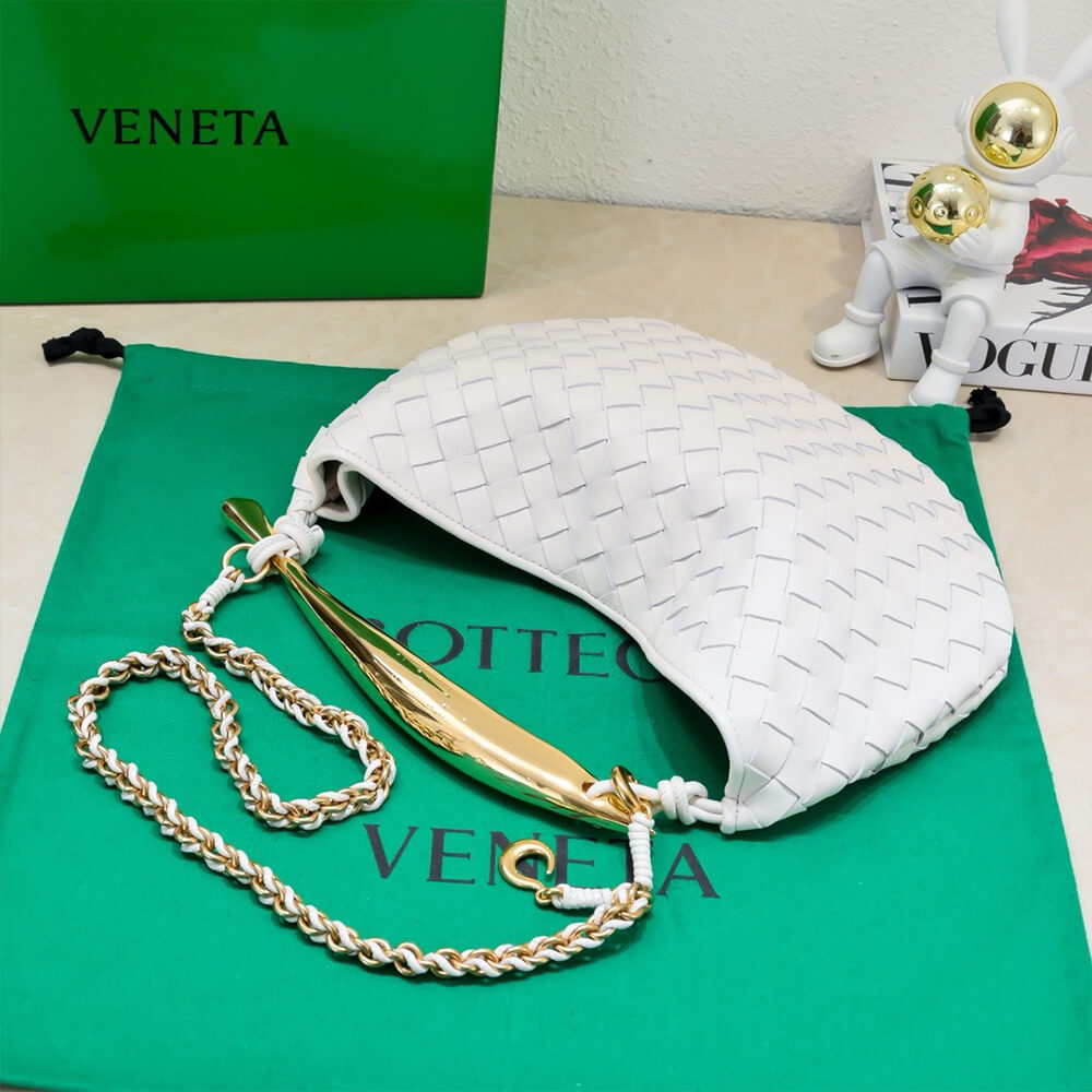 b0tte*a Ven*ta sardine with chain