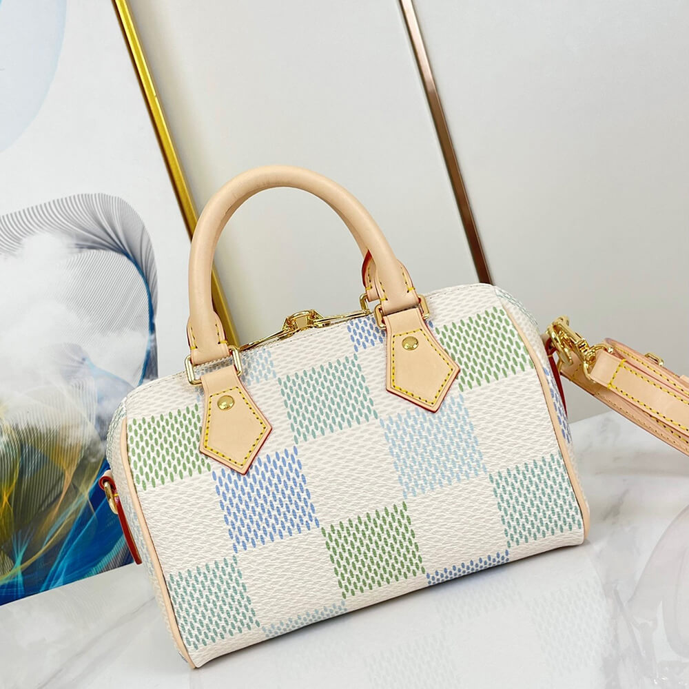 LV Bloom Pouch