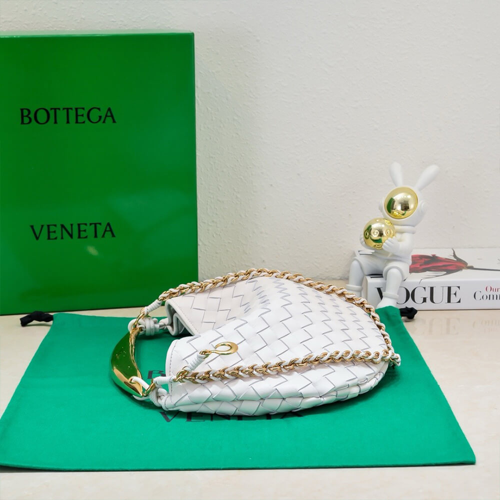 b0tte*a Ven*ta sardine with chain