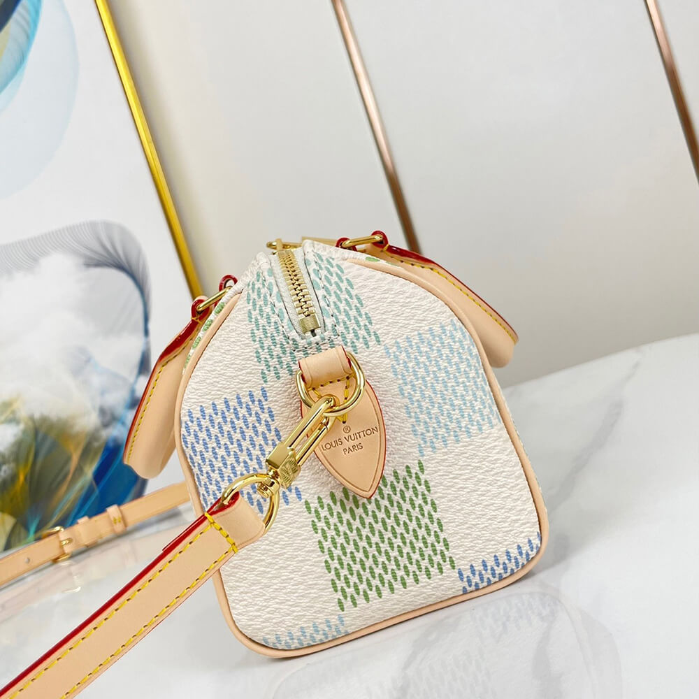 LV Bloom Pouch