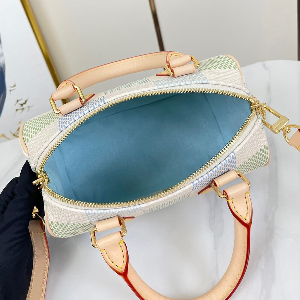 LV Bloom Pouch
