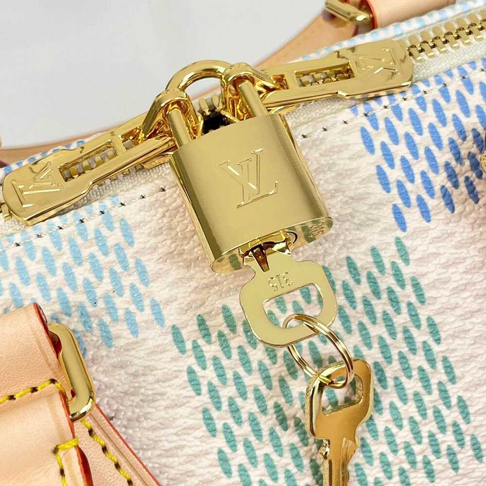 LV Bloom Pouch