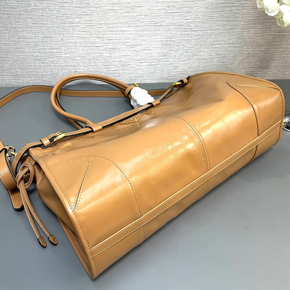 Prada Large leather handbag(high-end grade)
