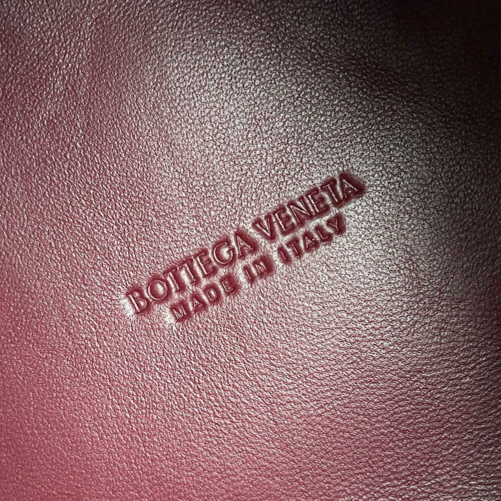 b0tte*a Ven*ta small parachute