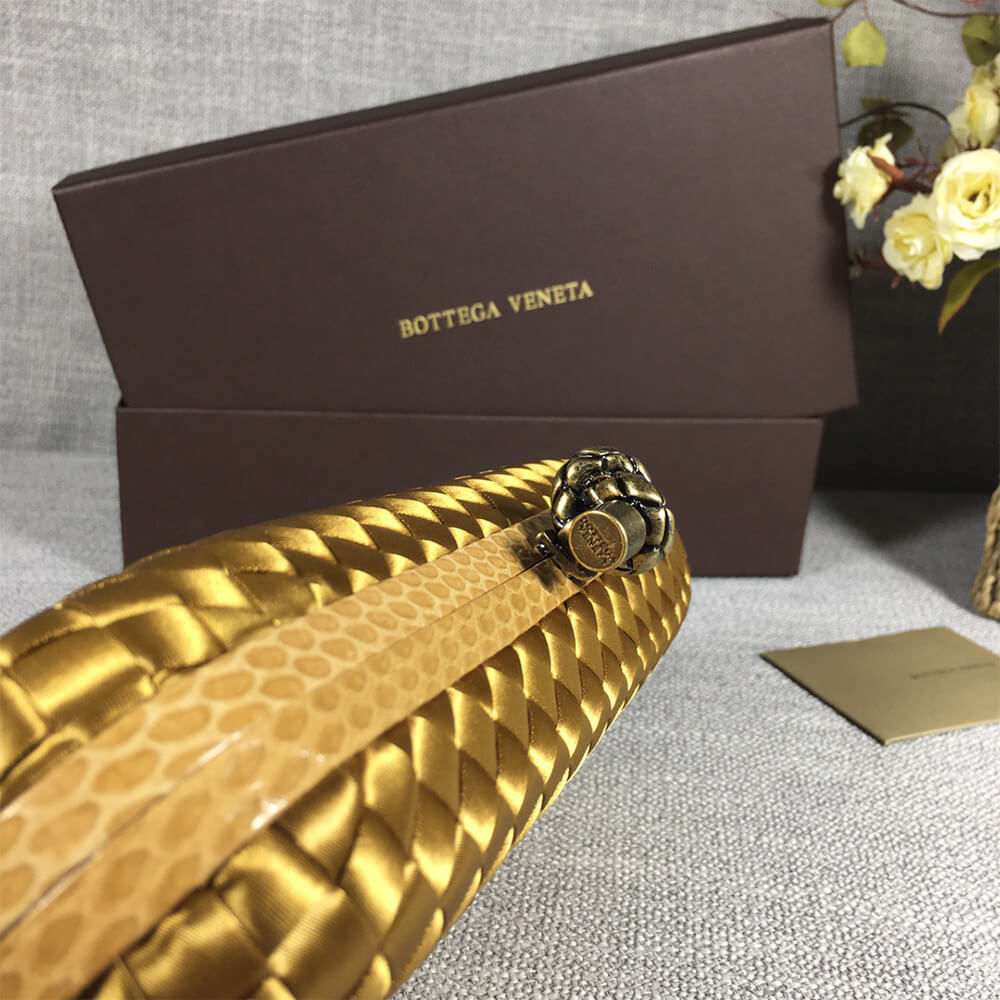 b0tte*a Ven*ta knot cluth(high-end grade)
