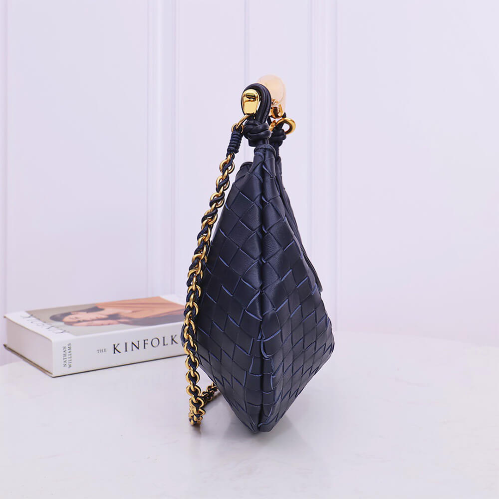 b0tte*a Ven*ta sardine with chain(tax-free grade)