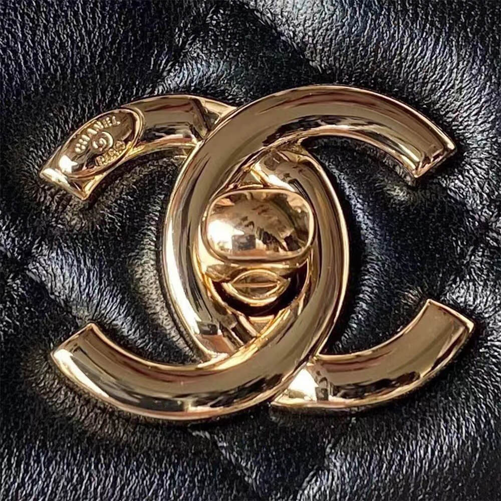 CHANEL Mini Flap Bag with Top Handle(HIGH-END GRADE)