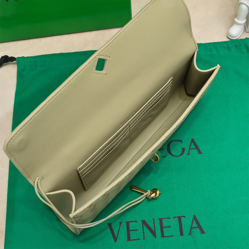 b0tte*a Ven*ta andiamo clutch(high-end grade)