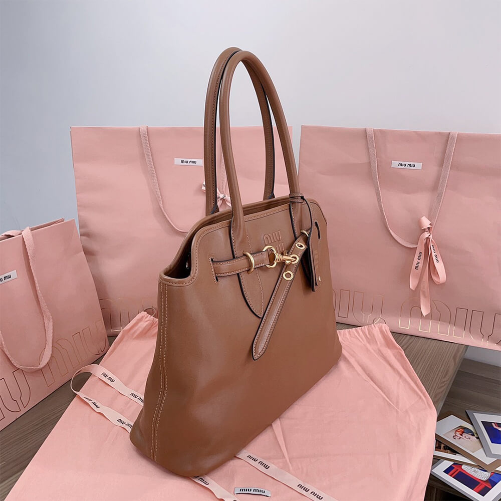 MIUMIU Medium Aventure nappa leather bag(HIGH-END Grade)