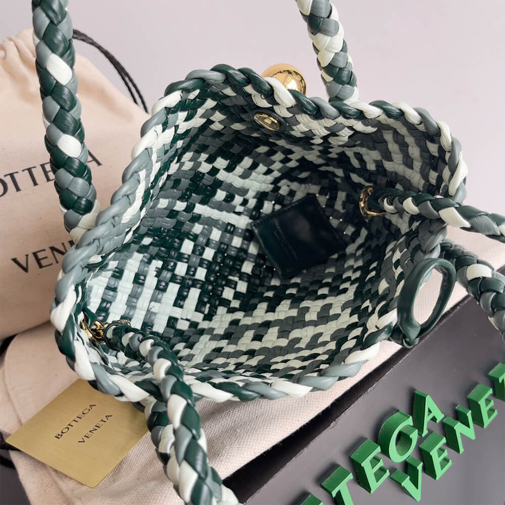 b0tte*a Ven*ta small tosca(high-end grade)
