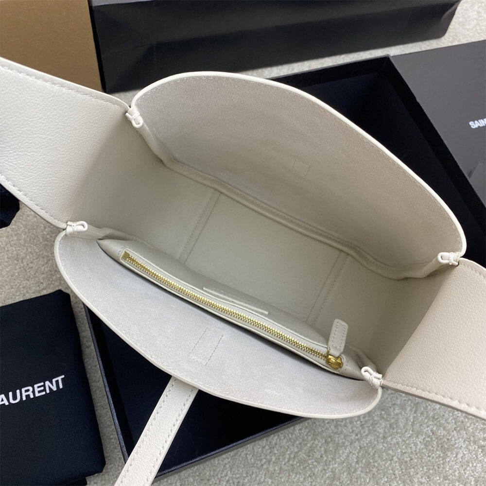YSL le 5 a 7 supple small